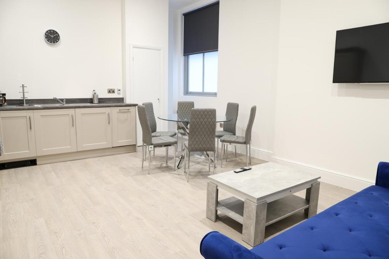 16 Queen Avenue City Centre Serviced Apartment W Free Parking Liverpool Exterior foto